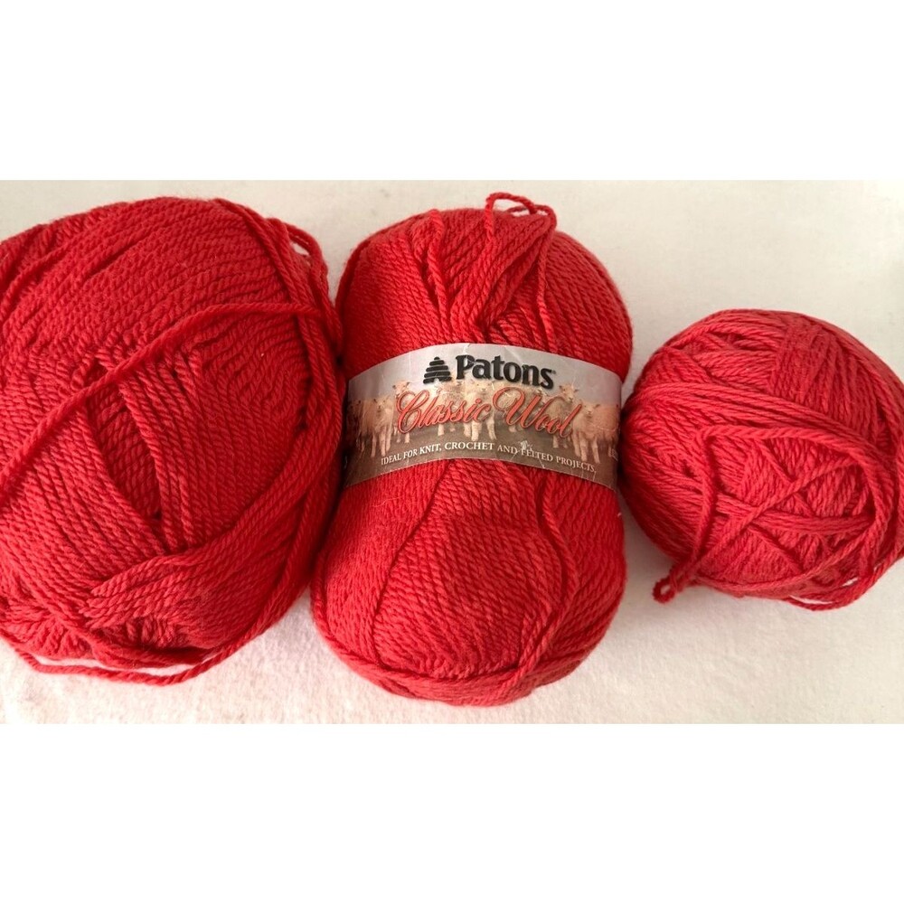 Patons Classic100% Pure New Wool 3 SKEINS color currant grossielle